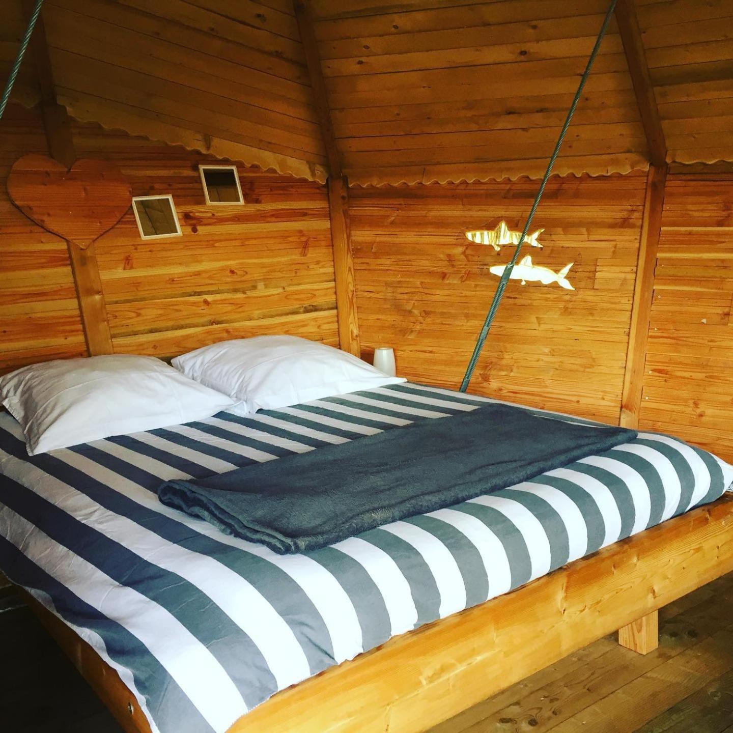 La Baconniere Domaine Des Vaulx - Locations De Cabanes Insolites المظهر الخارجي الصورة