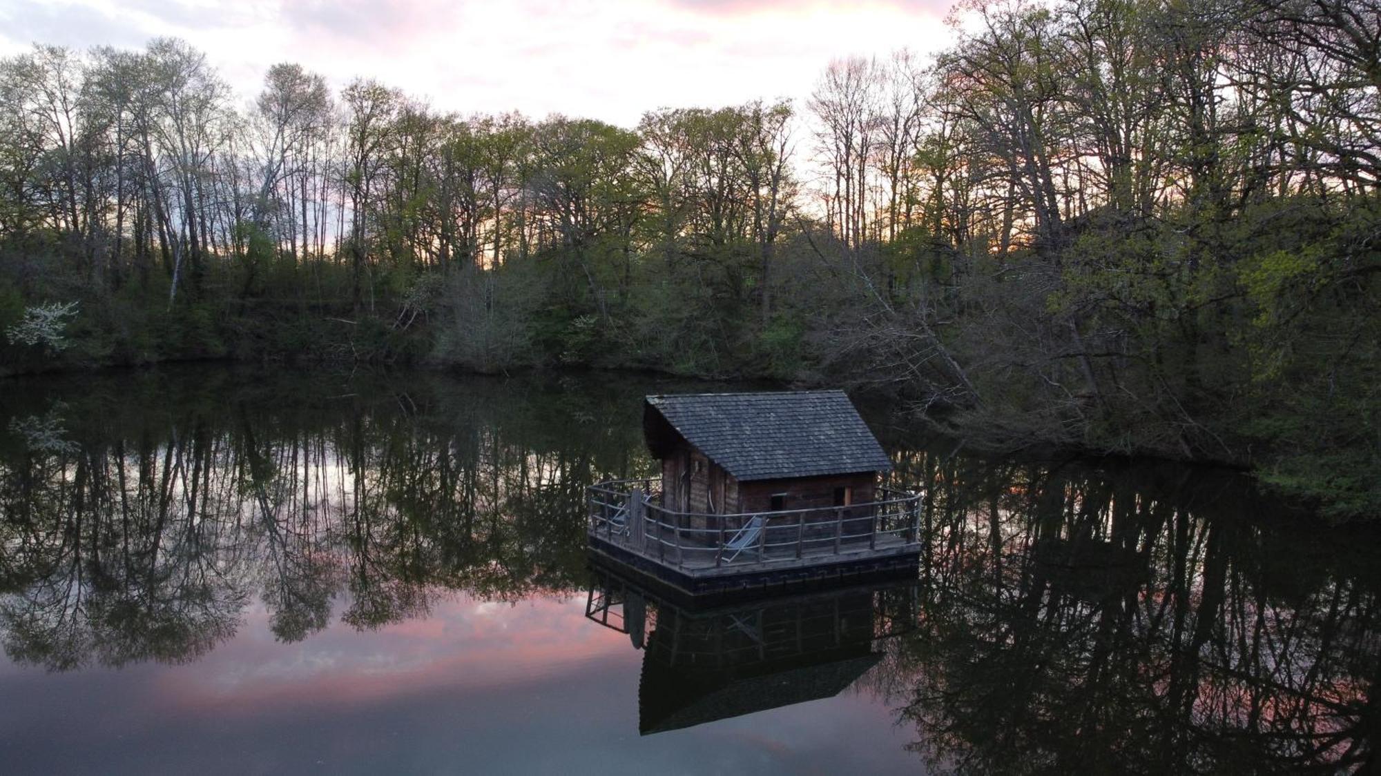 La Baconniere Domaine Des Vaulx - Locations De Cabanes Insolites المظهر الخارجي الصورة