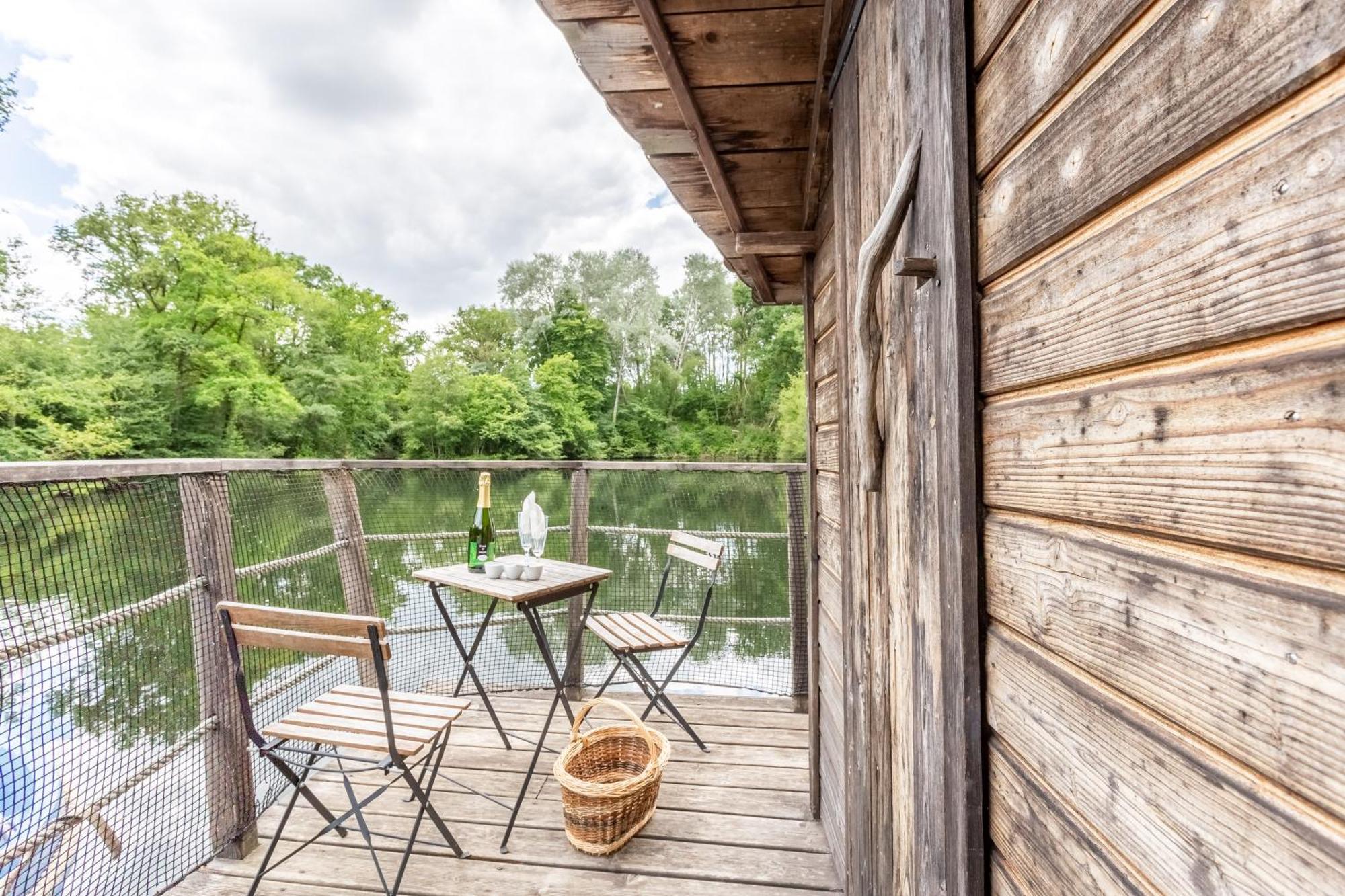 La Baconniere Domaine Des Vaulx - Locations De Cabanes Insolites المظهر الخارجي الصورة