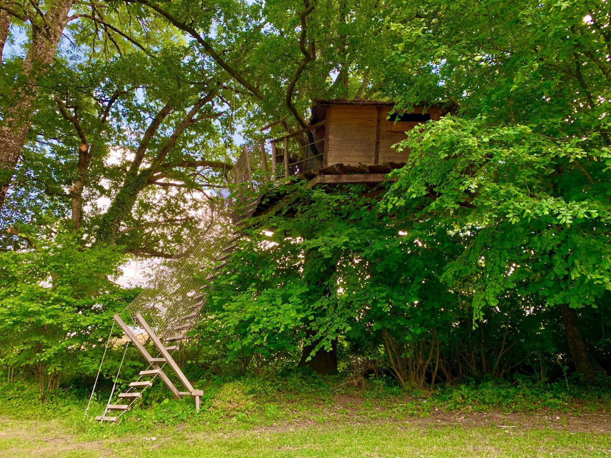 La Baconniere Domaine Des Vaulx - Locations De Cabanes Insolites المظهر الخارجي الصورة
