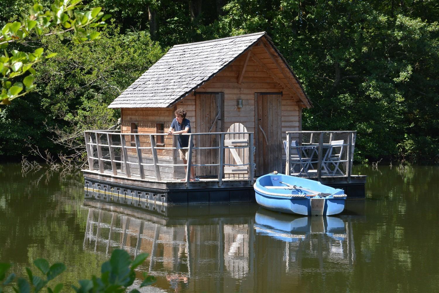 La Baconniere Domaine Des Vaulx - Locations De Cabanes Insolites المظهر الخارجي الصورة